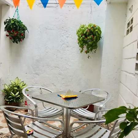 Guest house Casa Luna 2*